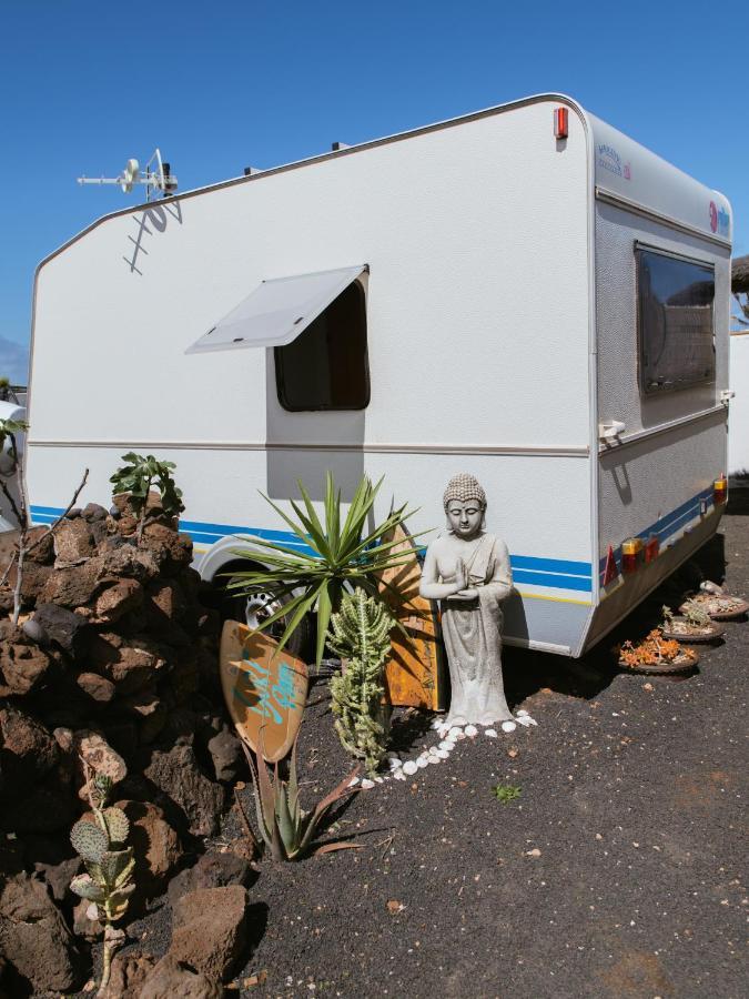 Glamping Caravan Lanzarote Luxury tent Tinajo