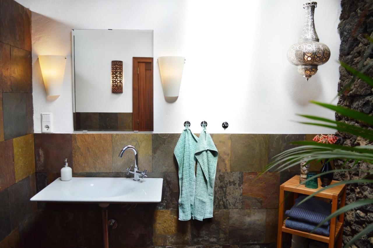 Сasa de vacaciones Stylish House In A Real With Private Garden *