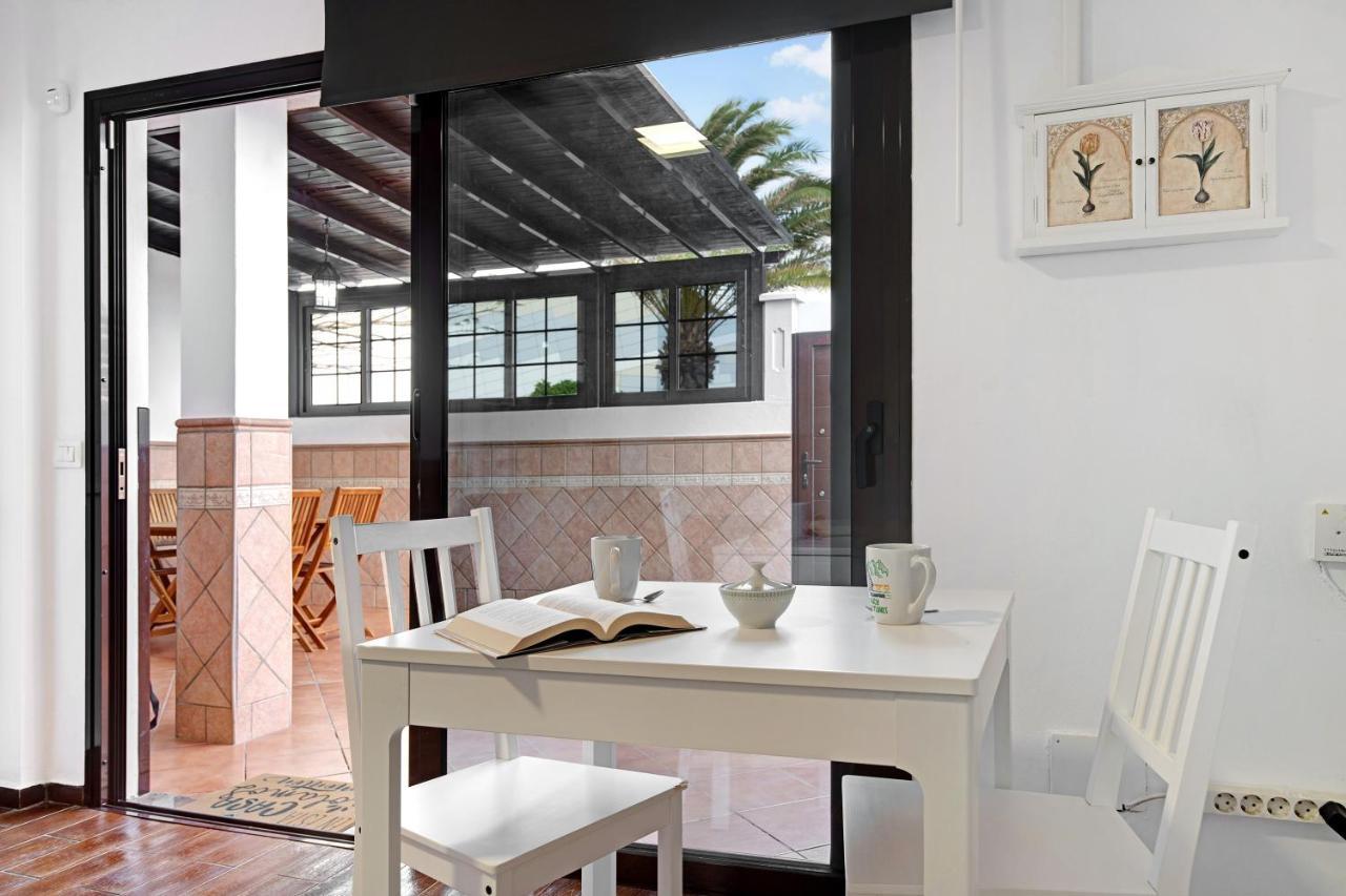 White Sun Apartment
