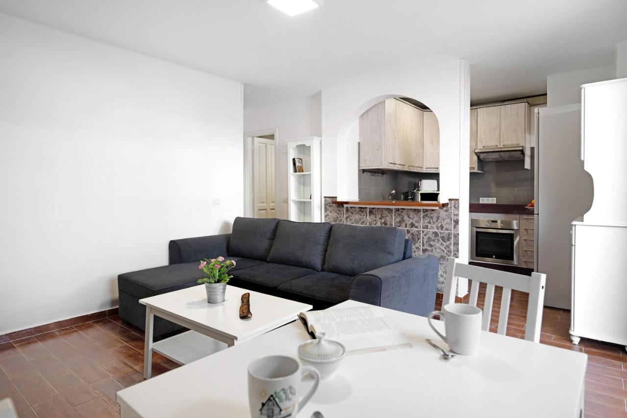 Apartment White Sun