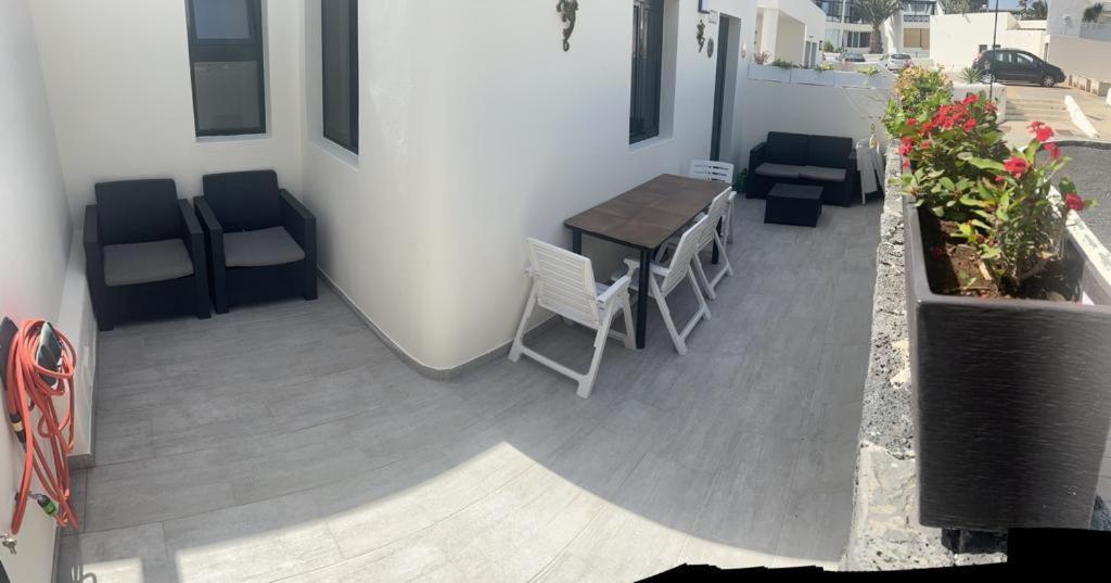 Luxury Casa Playa Roca Bord De Costa Teguise