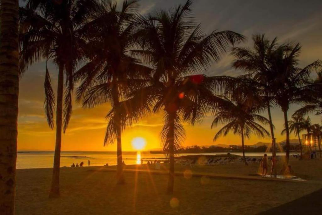 Casita Mara! 2' Line To The Sea, Shops And Bar's Apartamento *