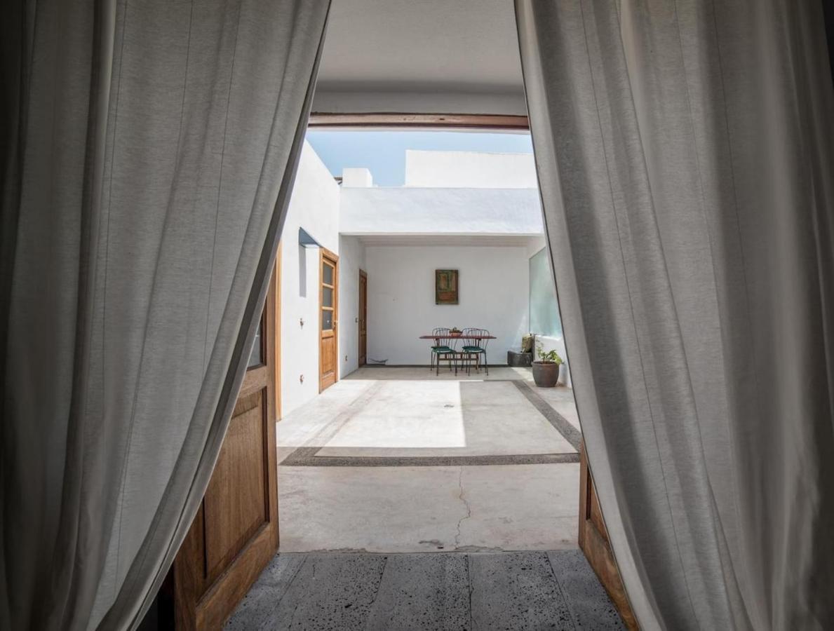 Lightbooking Lanzarote * Haria