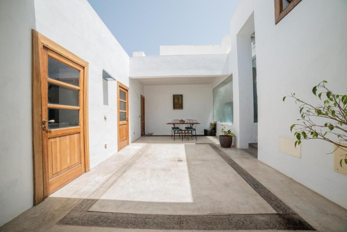 Lightbooking Lanzarote * Haria