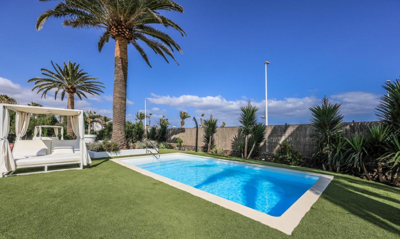New Lanzasuites Villa