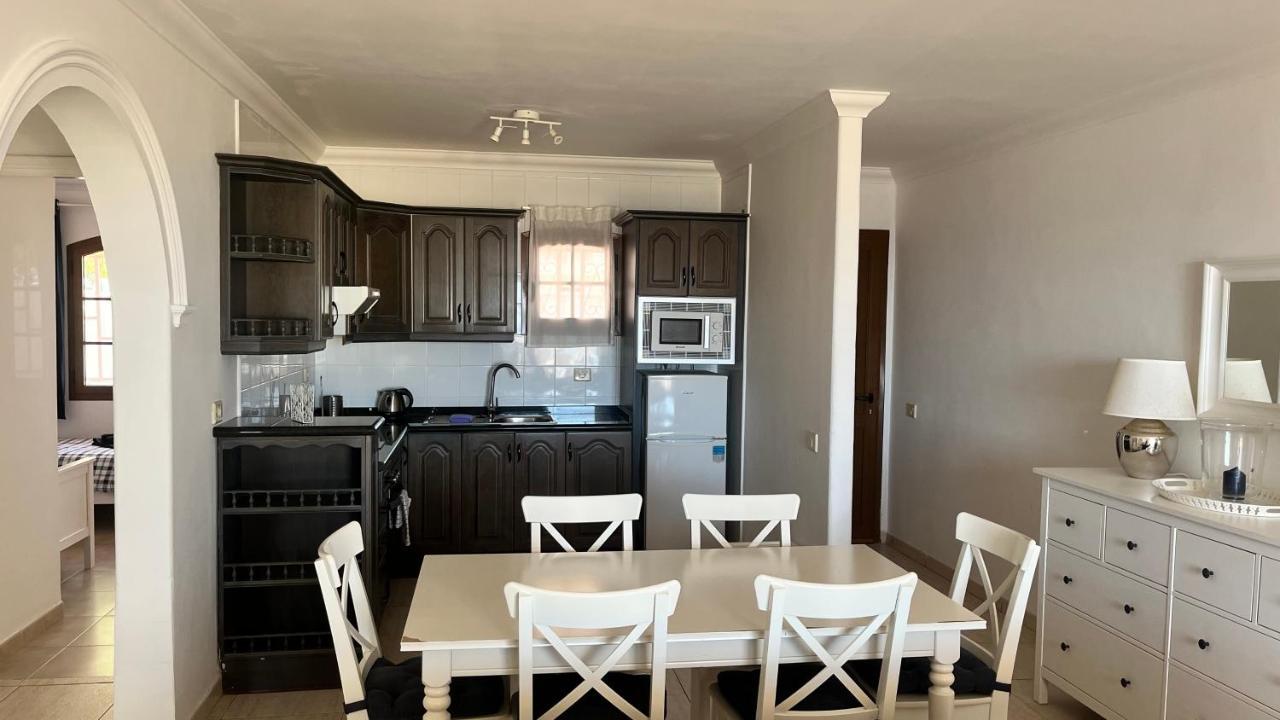 La Cumbre 4a - Sea Views -2 Bed - 2 Bath - Mezzanine Floor - Aircon - Uk Tv