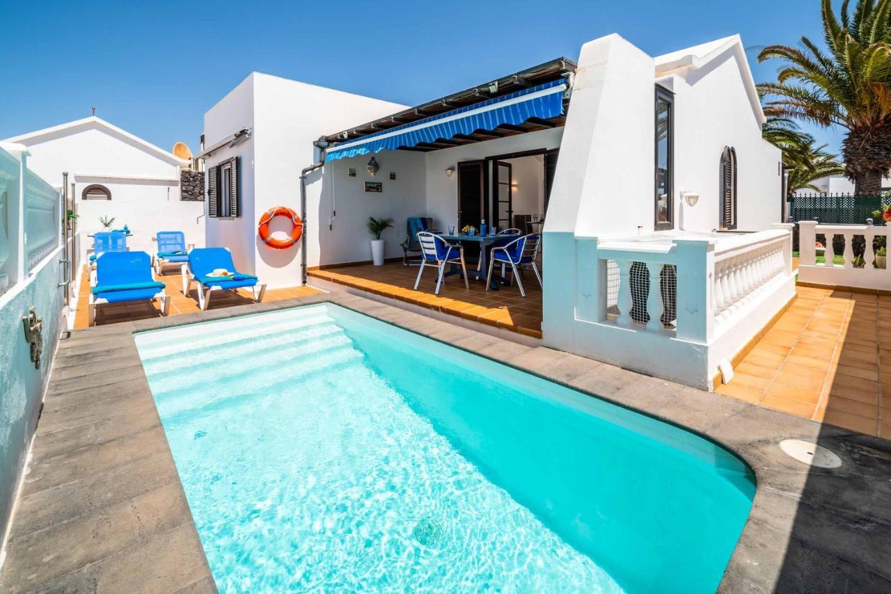 Blue Beach Villa *
