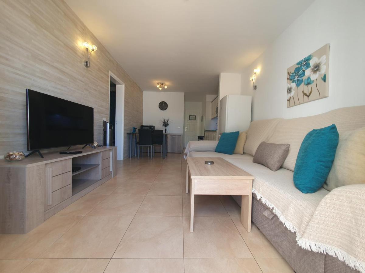 Atalaya Ground Floor Poolside Apartment *