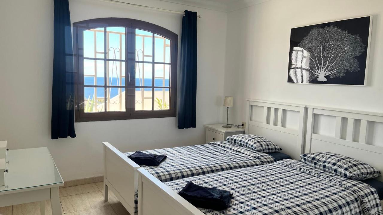 La Cumbre 4a - Sea Views -2 Bed - 2 Bath - Mezzanine Floor - Aircon - Uk Tv