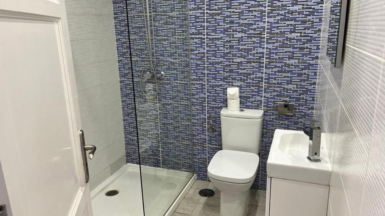 La Cumbre 4a - Sea Views -2 Bed - 2 Bath - Mezzanine Floor - Aircon - Uk Tv Puerto del Carmen (Lanzarote)