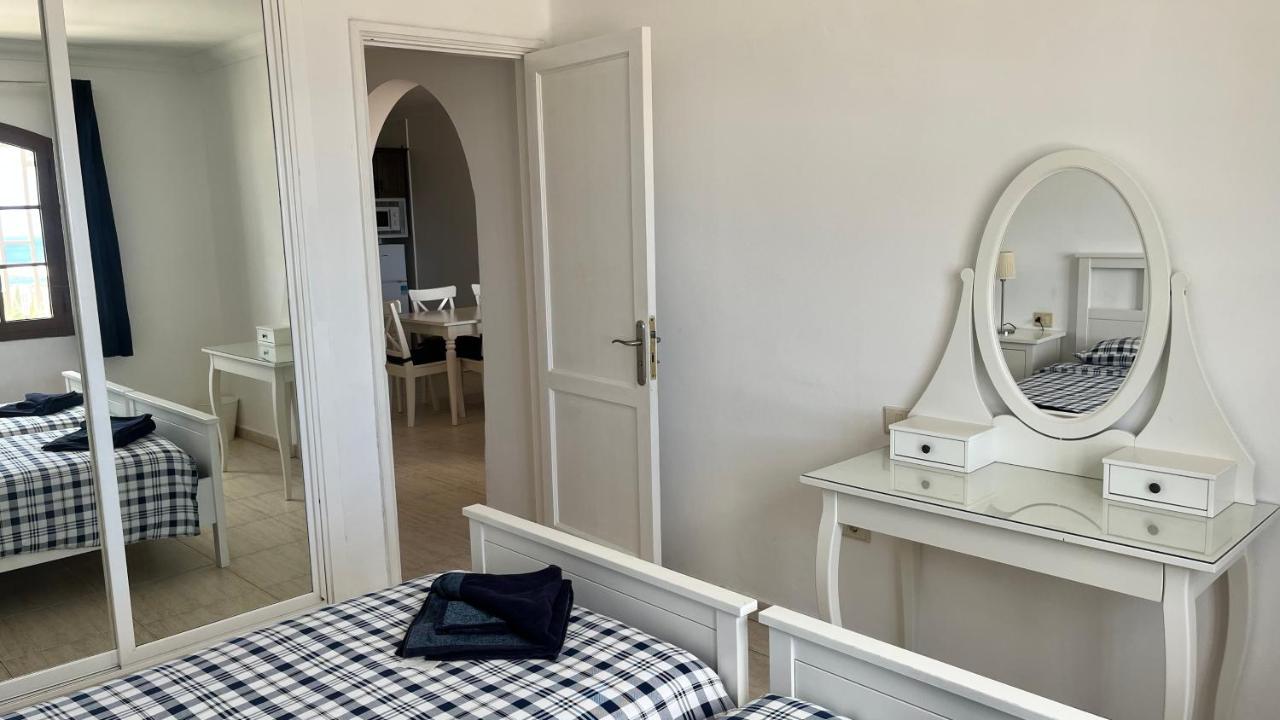 La Cumbre 4a - Sea Views -2 Bed - 2 Bath - Mezzanine Floor - Aircon - Uk Tv