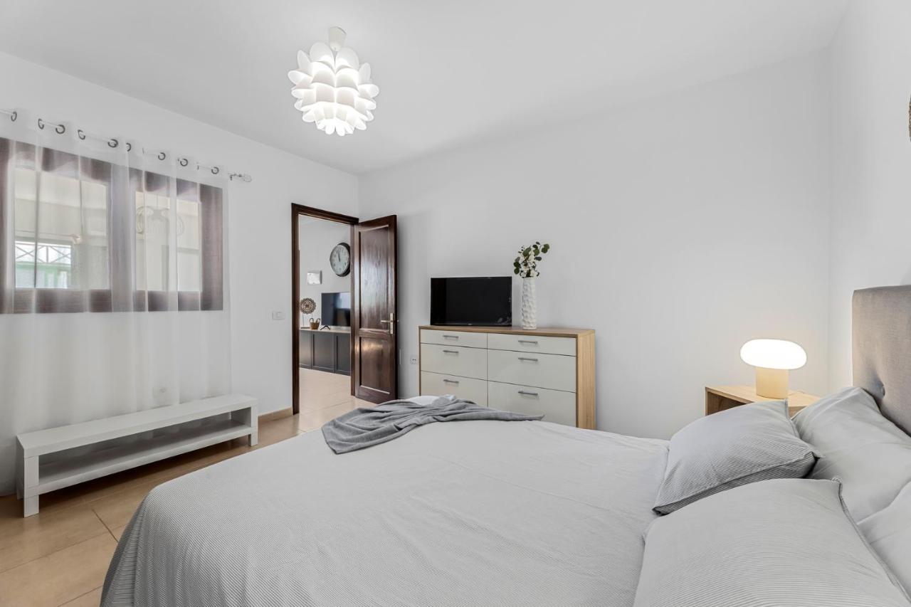 Apartment Home2book Charming Tinajo, Wifi *