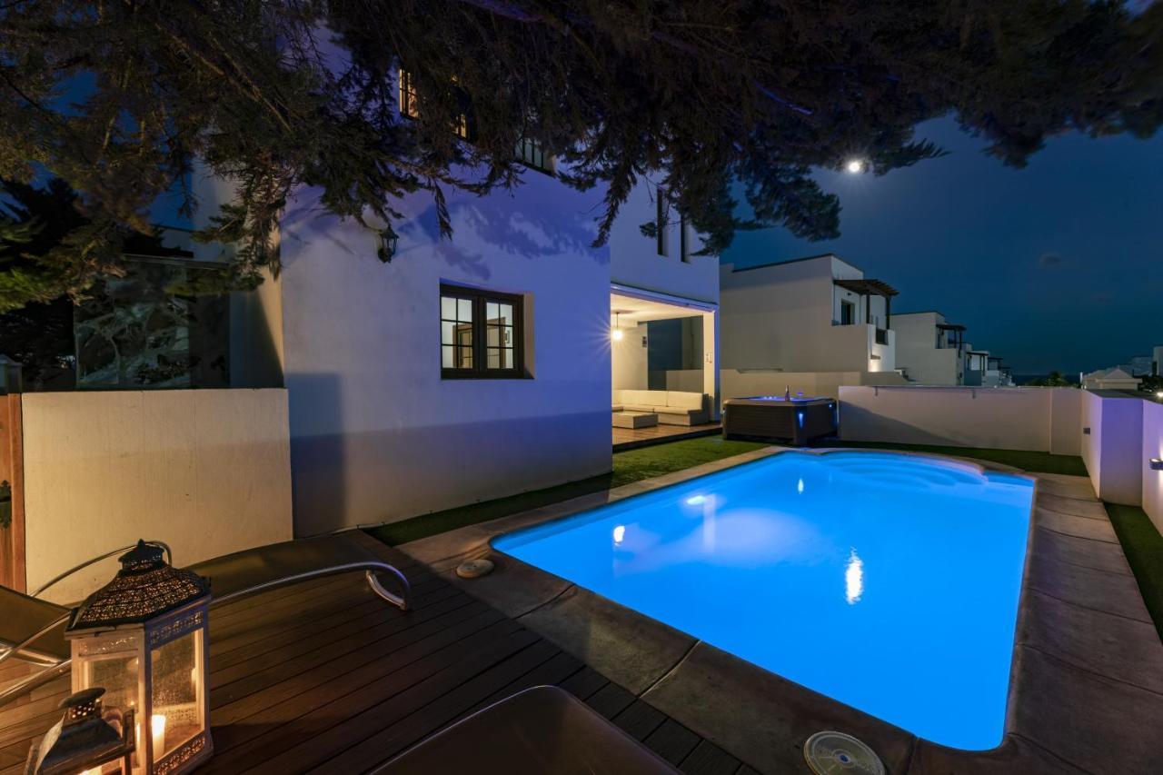 Valentina Private Pool Garden *