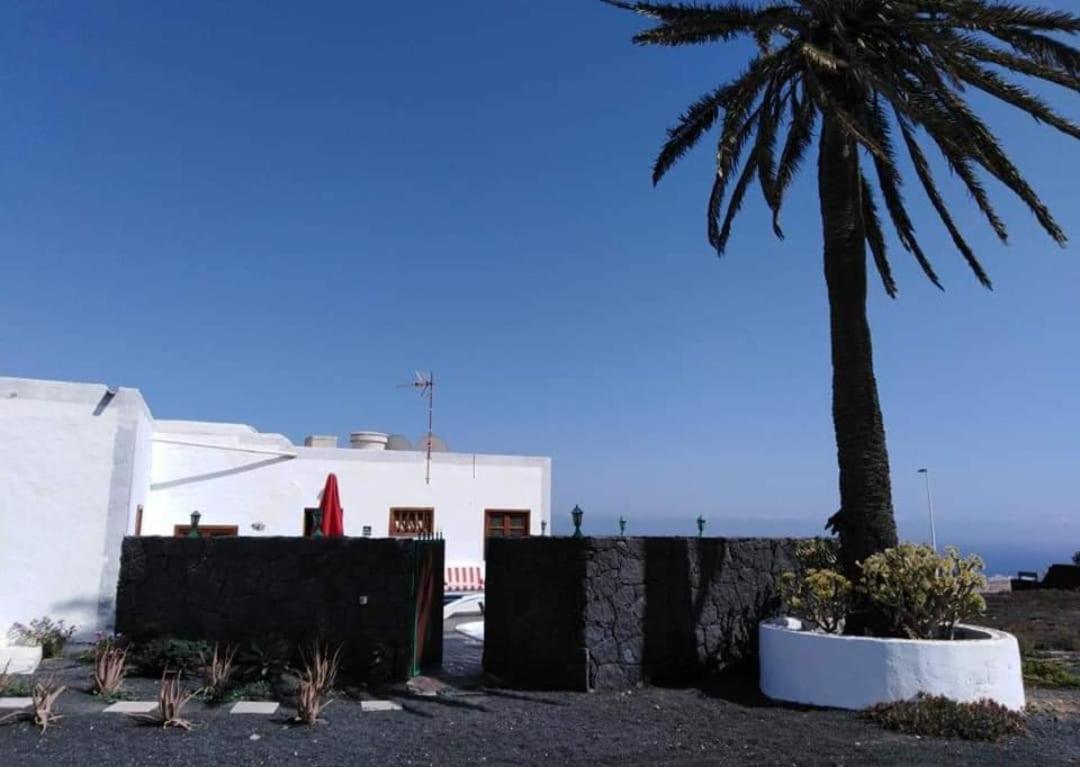 Casona La Orilla 1908 Bed and breakfast