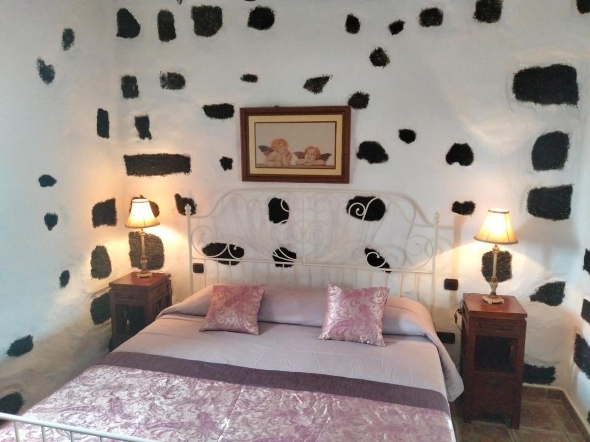 Lanzarote Casa Volcanica-anclada Sobre La Lava Del Volcan Villa *