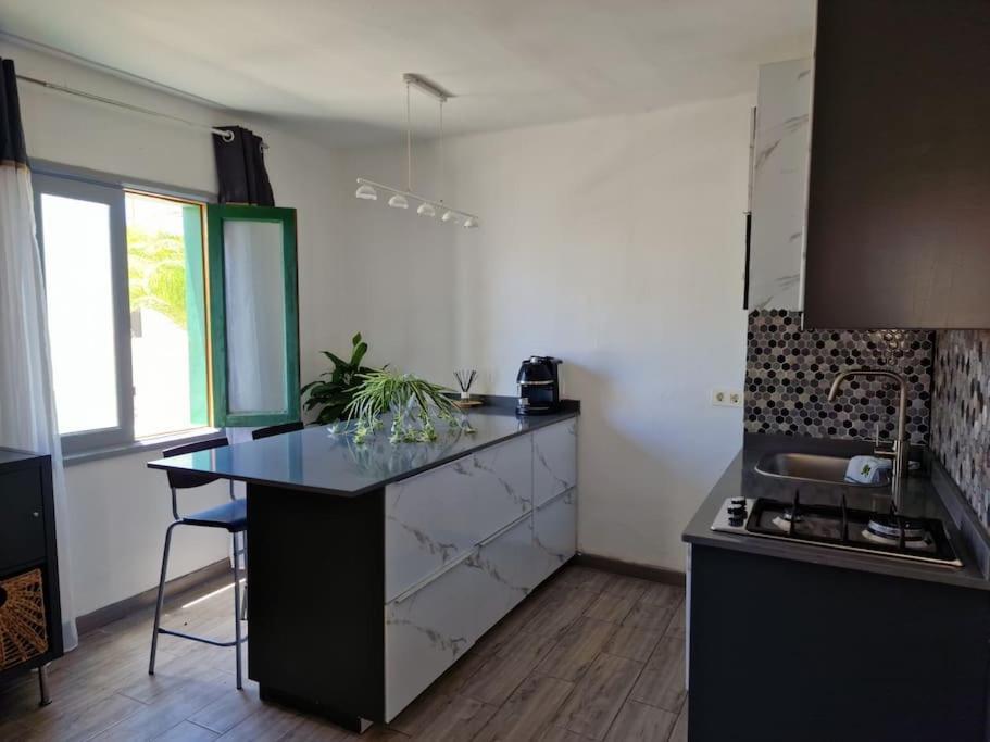 Rockbeach Holiday home Costa Teguise
