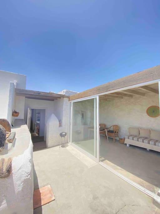 Casa Kira, Macher