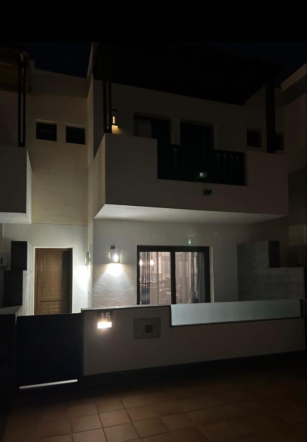 Casa Bleu 2 Floors ,2 Bedrooms ,equipped Kitchen ,balcony ,terrace And Grill *