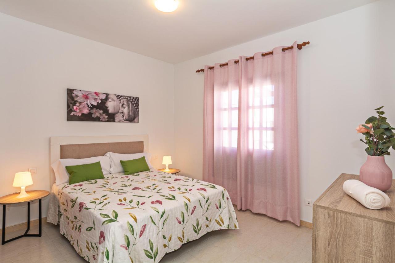 Place To Be By Pvl * Playa Blanca (Lanzarote)