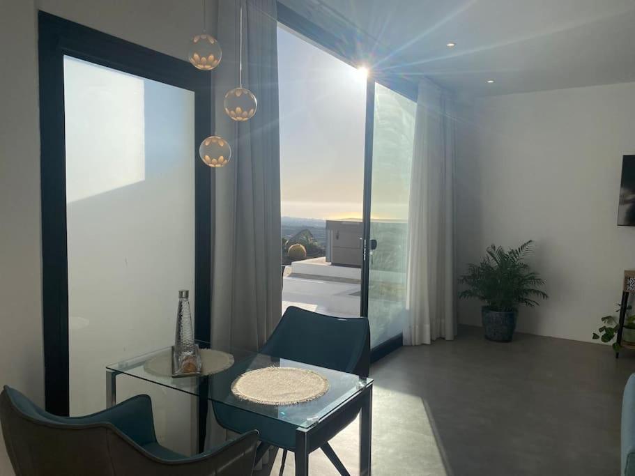 Apartment Private Loft-sea Views-jacuzzi *