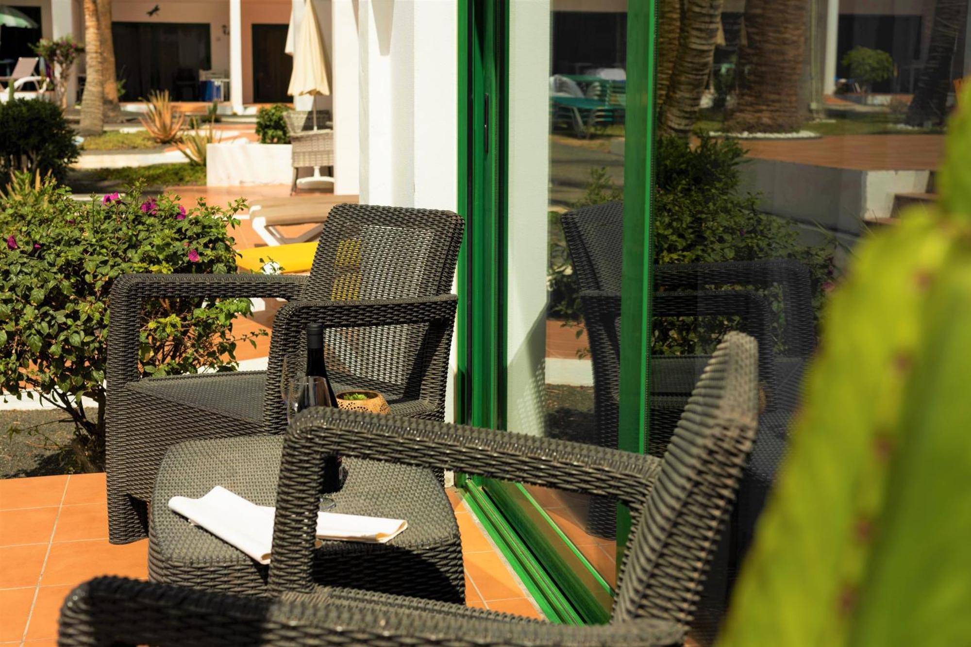 Beautiful One Bedroom Ground Floor - Veraluna Apartment Tias