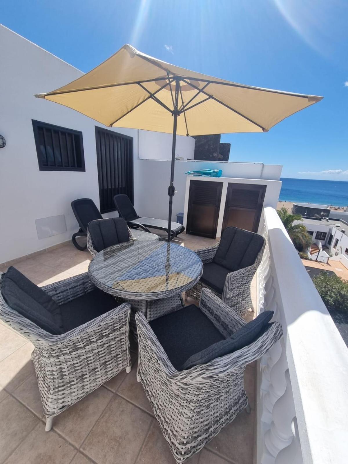 2 Bedroom Floor Close To Puerto del Carmen (Lanzarote)
