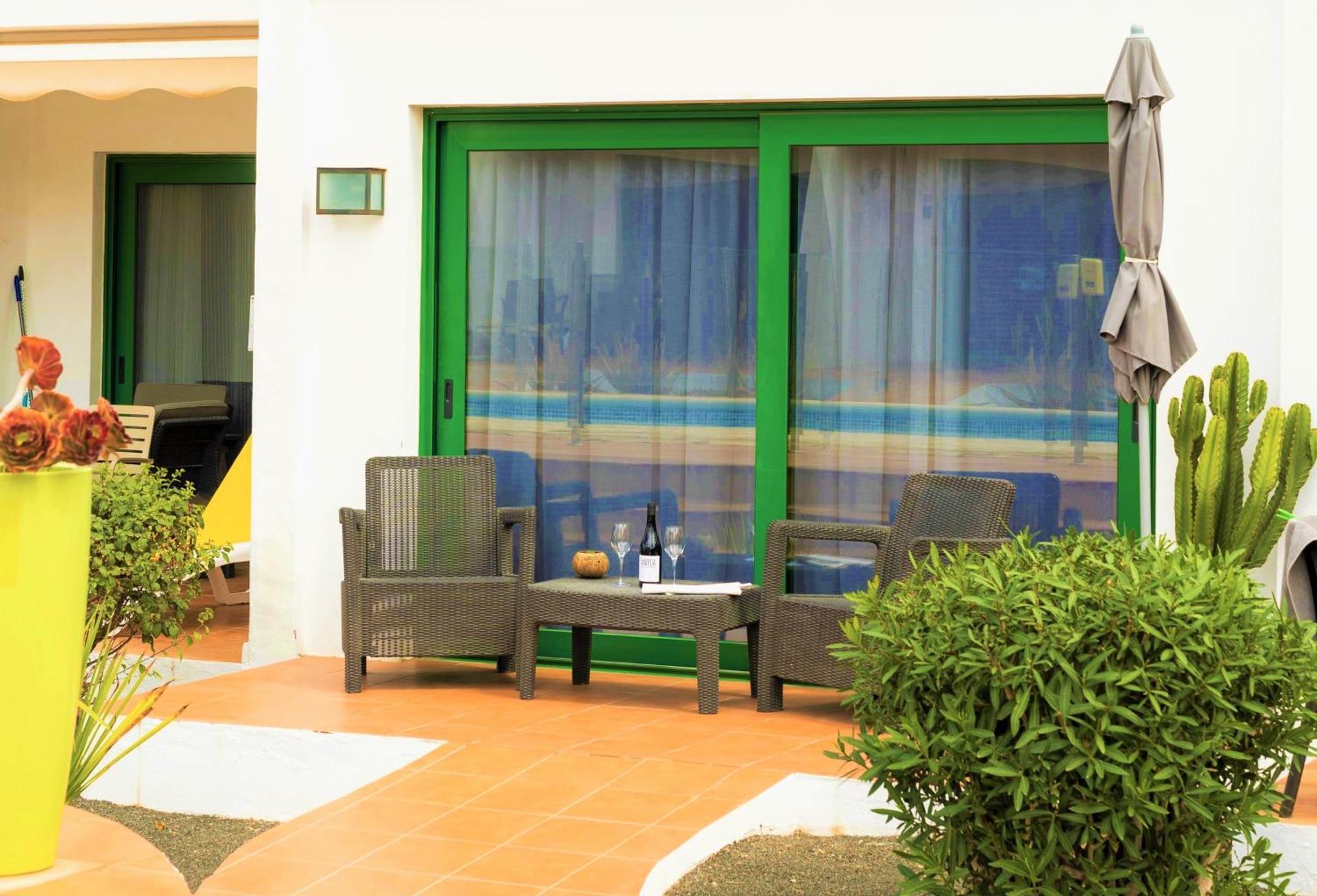 Beautiful One Bedroom Ground Floor - Veraluna