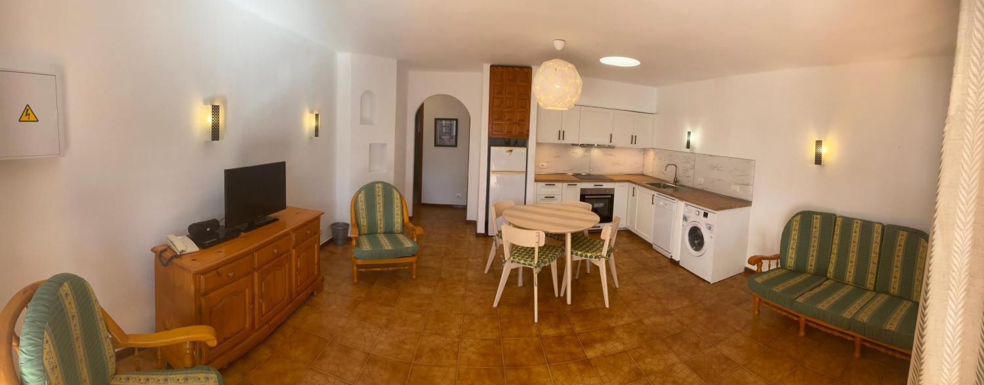 Las Brisas, 94 Playa Blanca (Lanzarote)