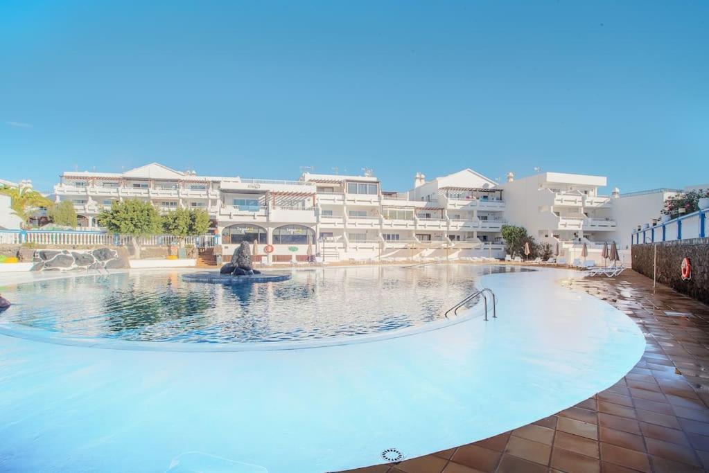 Zen Ocean - Pool View