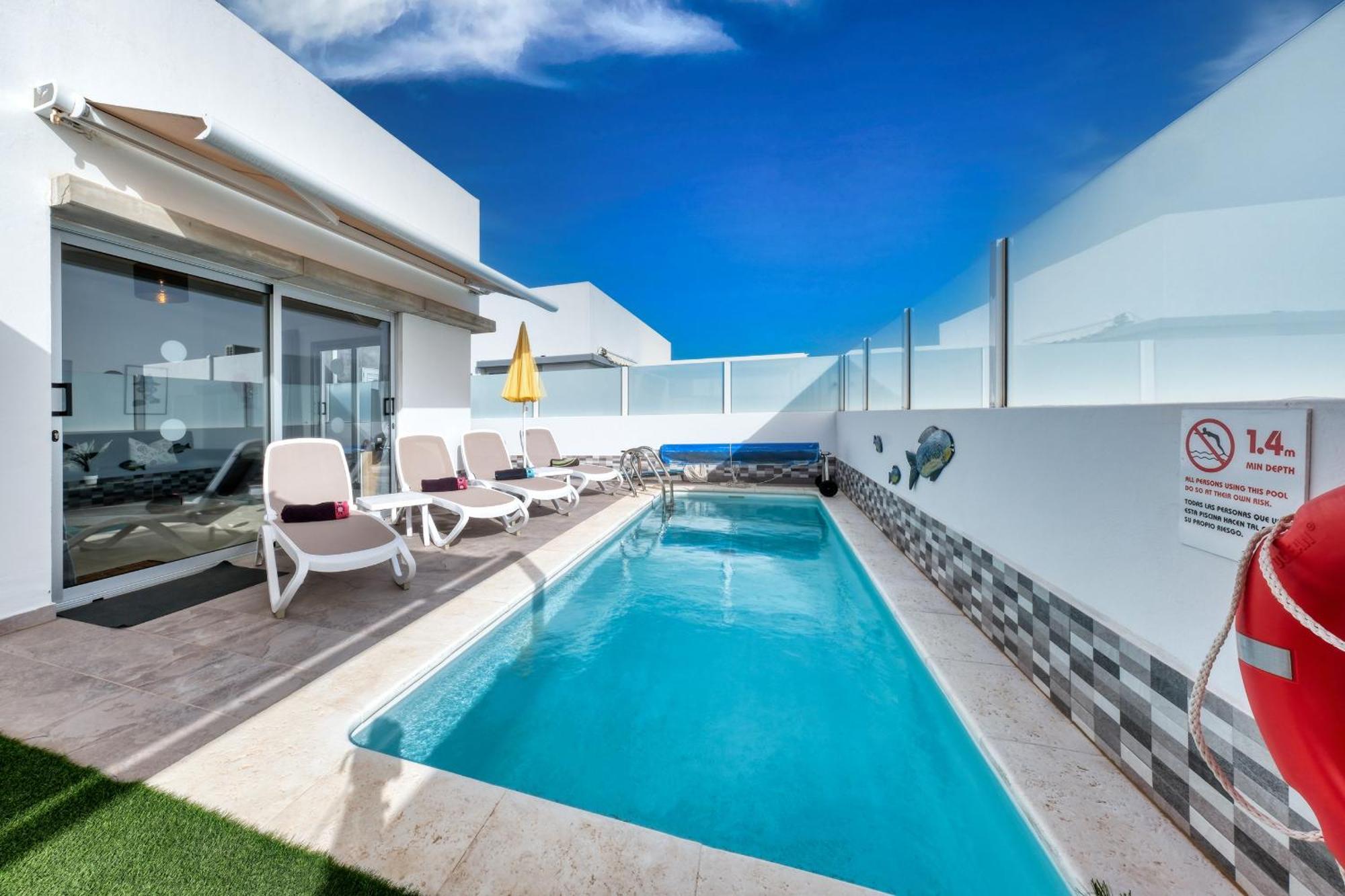 Сasa de vacaciones Cassia-private Pool Aircon, Sat Tv By Lanzarote *