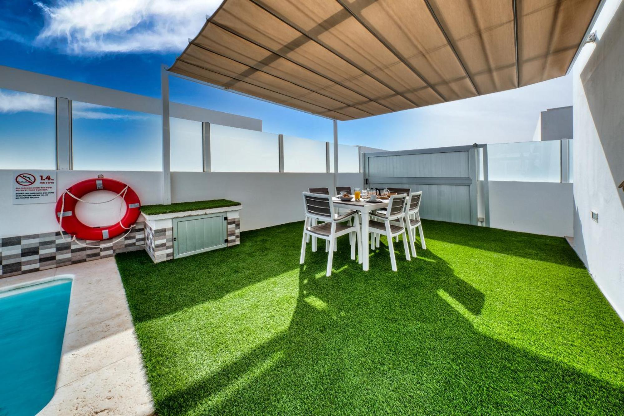 Cassia-private Pool Aircon, Sat Tv By Lanzarote *