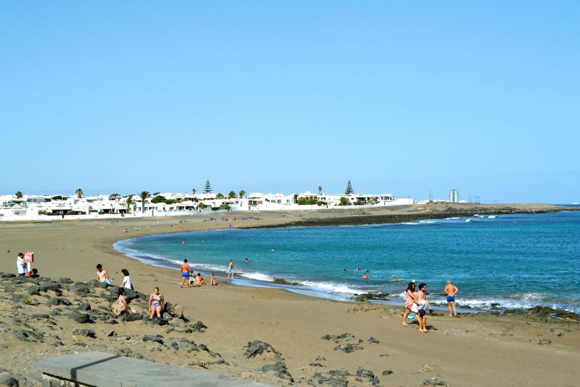 In Playa Honda Mit Sonniger Terrasse Und Meerblick Apartamento