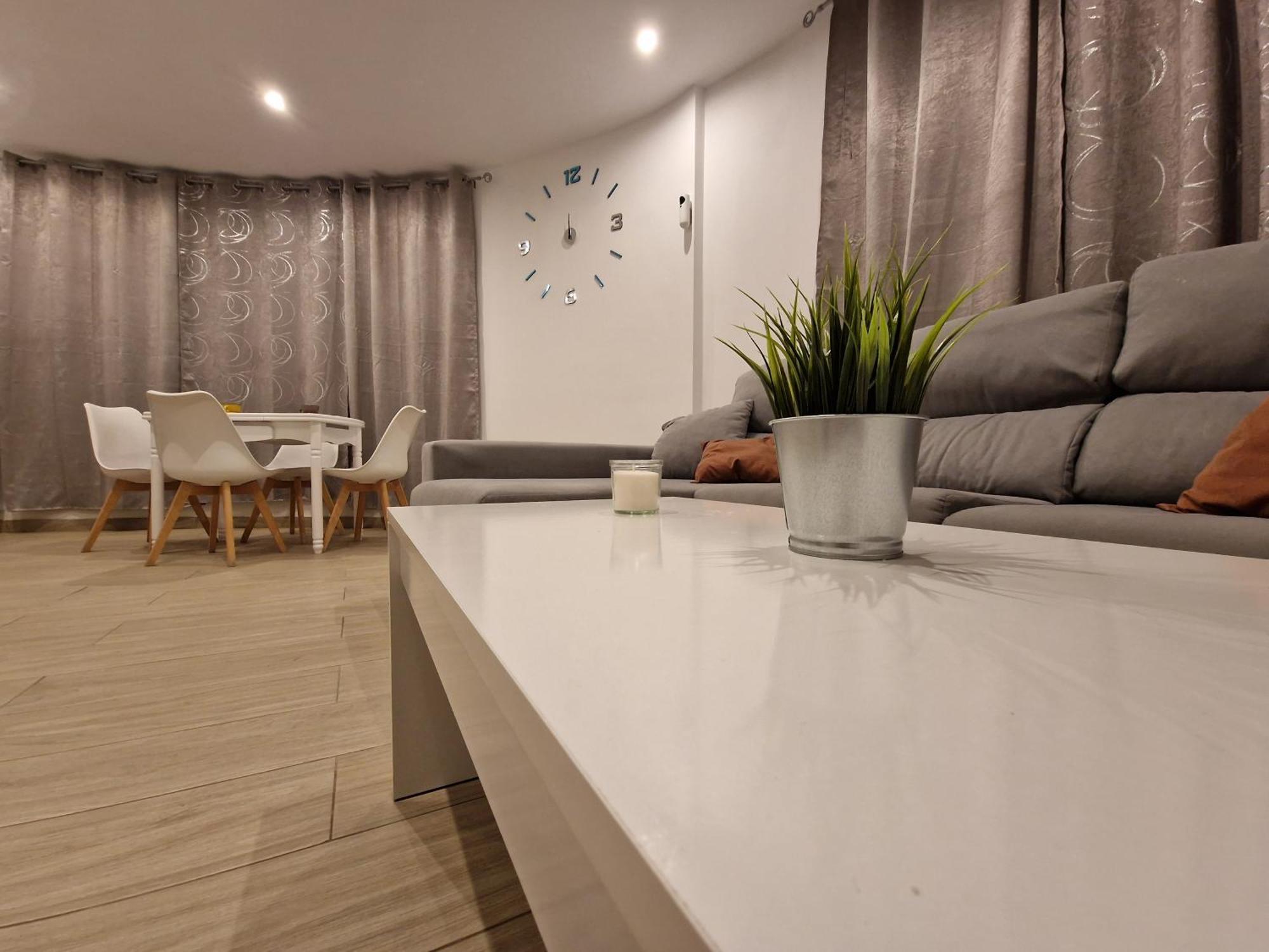Malvasia 4 Apartment *