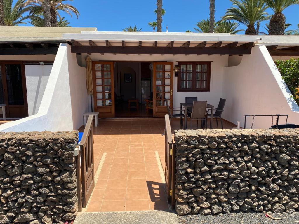 Las Brisas, 94