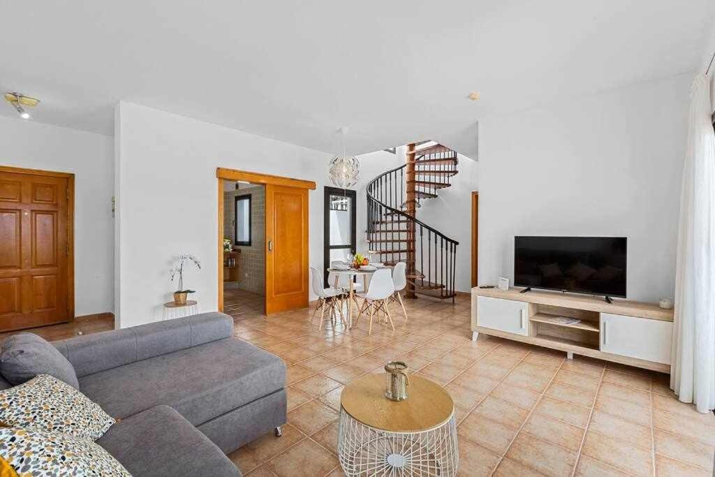 Ramimedi 3 Villa *