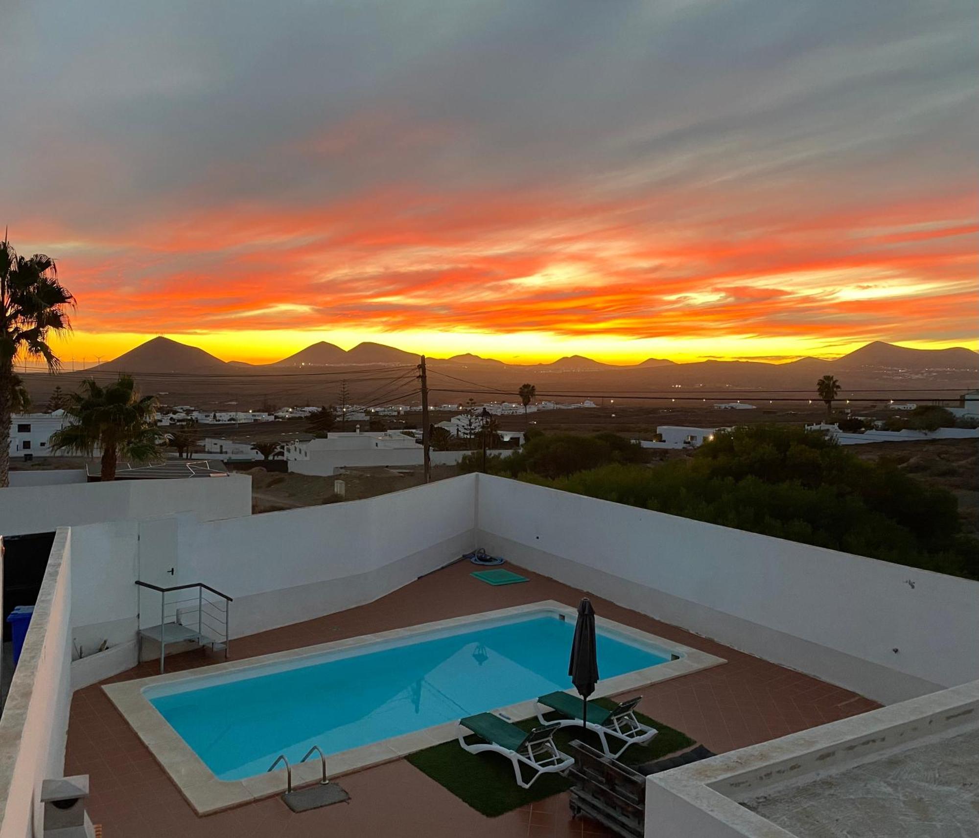 Oasis House Apartment