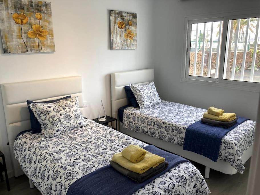 Airconditioned 2bed Poolside Puerto del Carmen (Lanzarote)