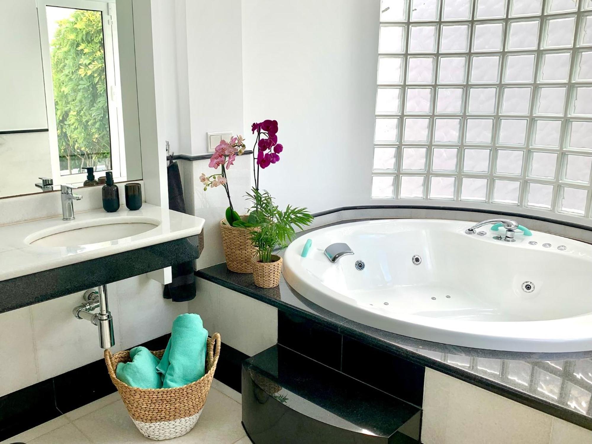 Villa Del Mar Lanzarote - Luxury Beachhouse *