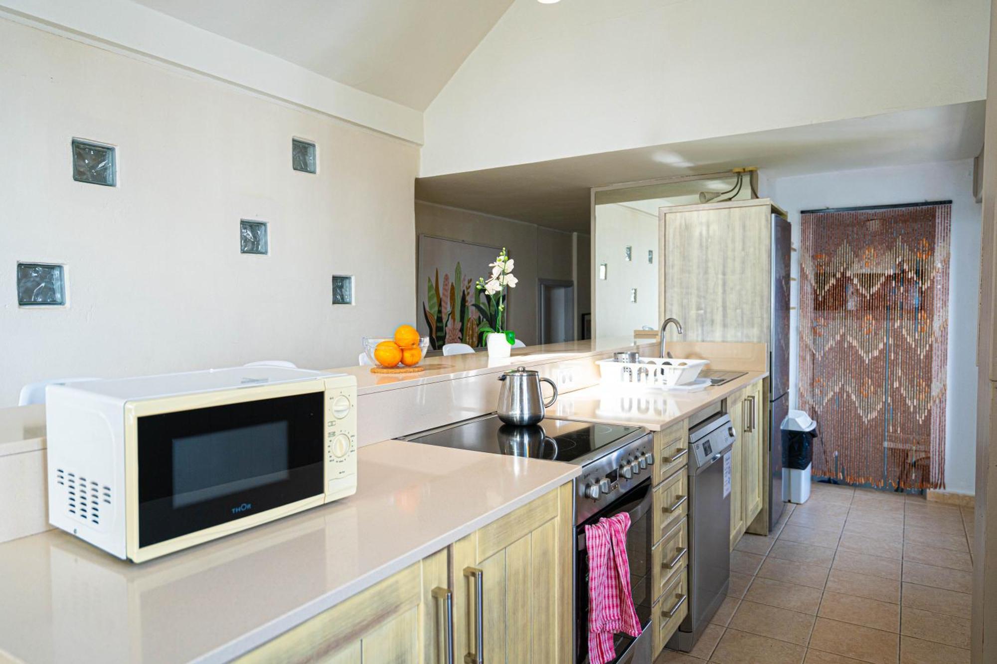 Ocean View Penthouse - Location - 100m To The Apartment *