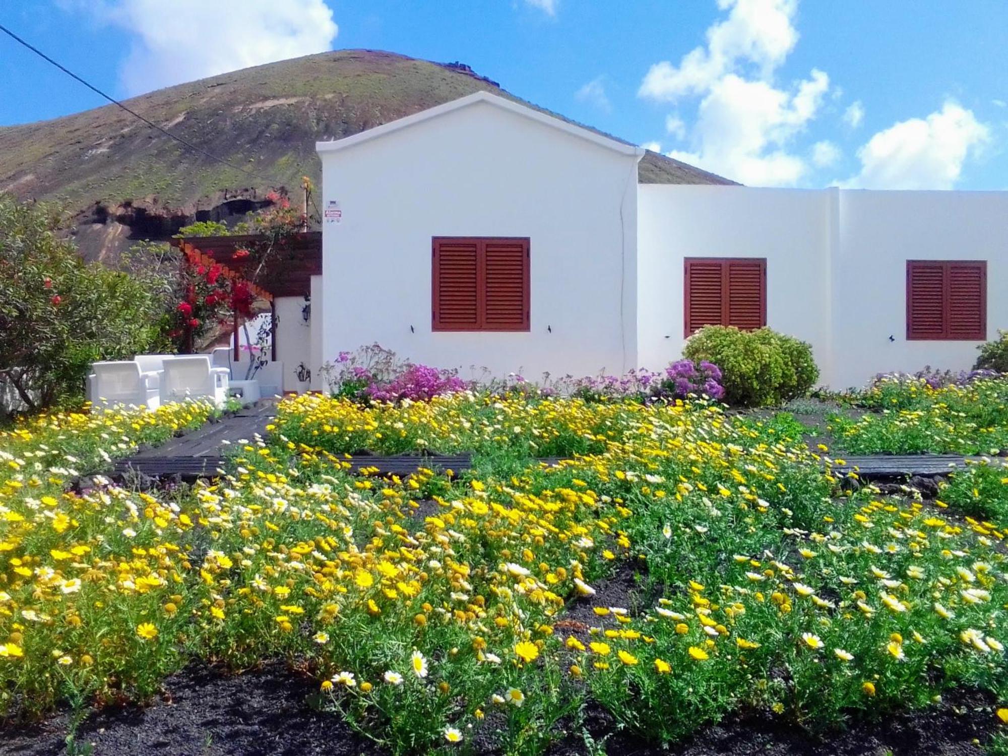 Holiday home Casa Montana De
