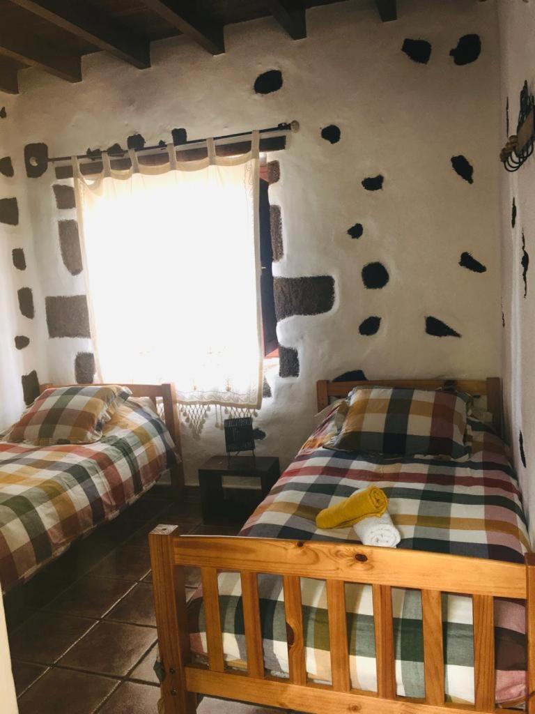 Villa Lanzarote Casa Volcanica-anclada Sobre La Lava Del Volcan