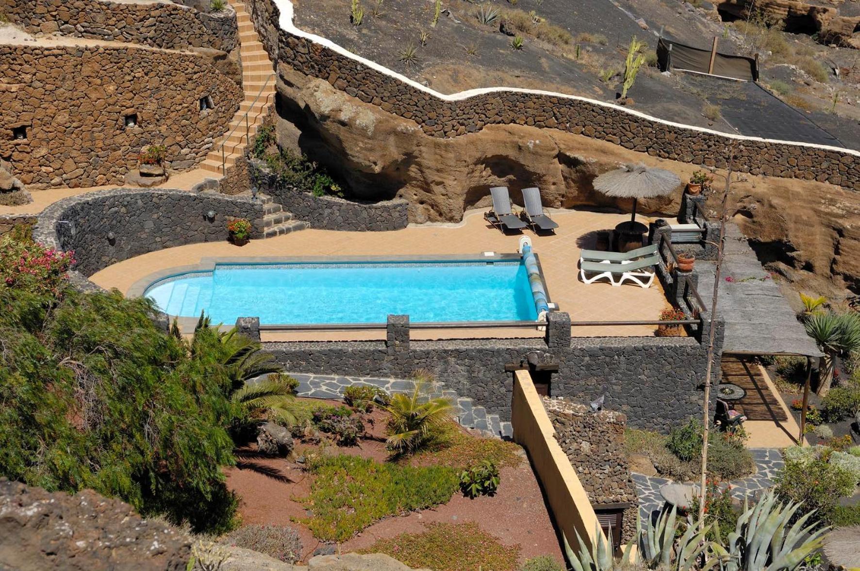 Villa Castillo Lanzarote Sophie - Luxury -sleep In A Volcanic Cave With Heated Pool