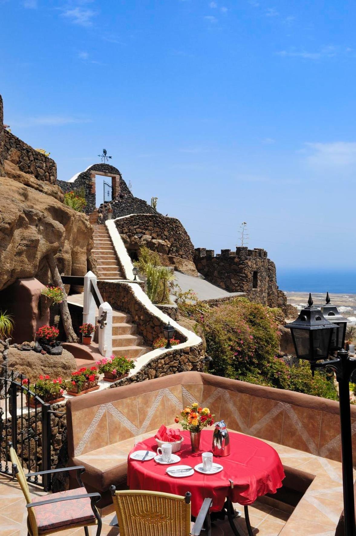 Villa Castillo Lanzarote Sophie - Luxury -sleep In A Volcanic Cave With Heated Pool
