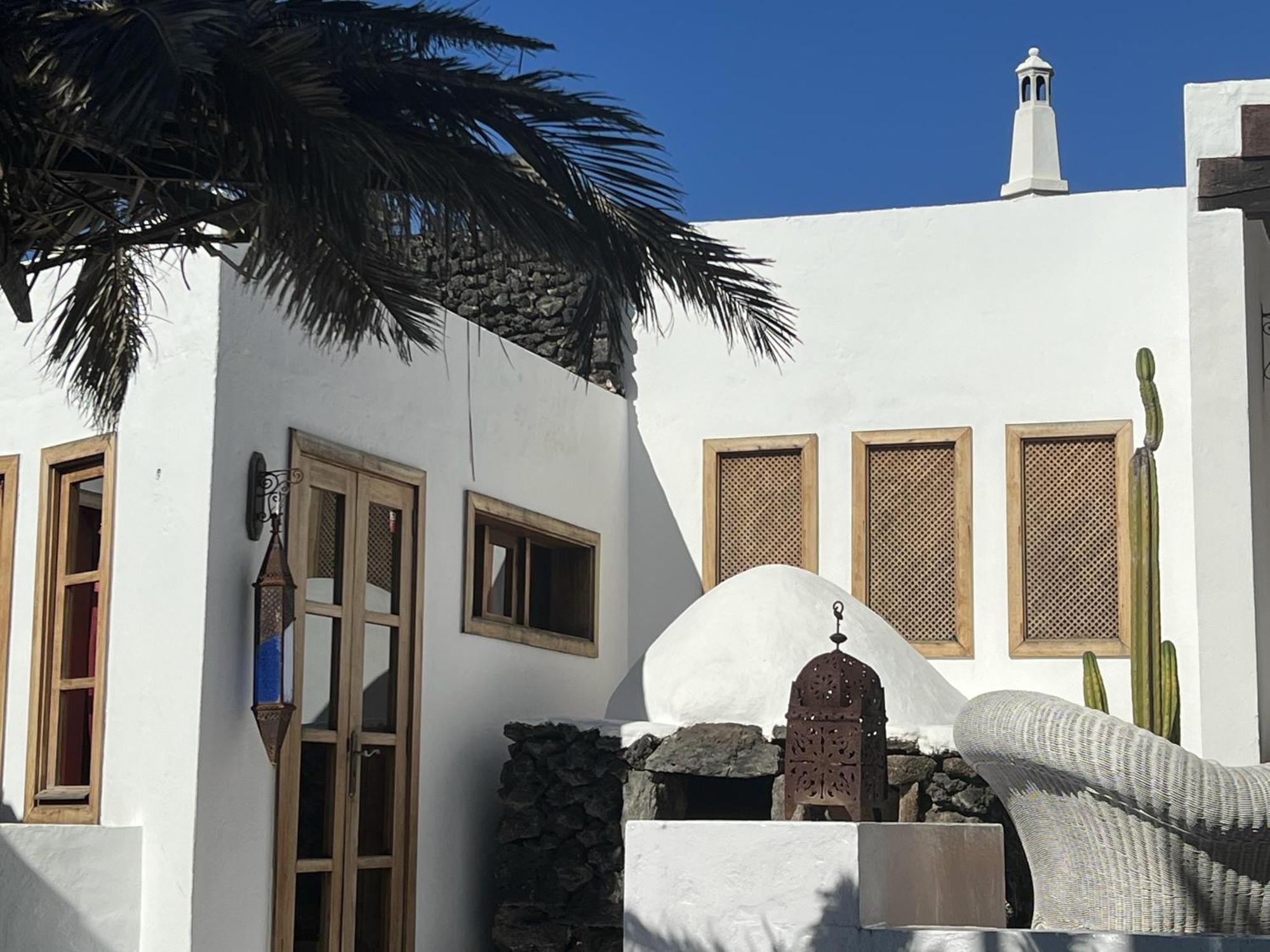 Сasa de vacaciones Stylish House In A Real With Private Garden Uga