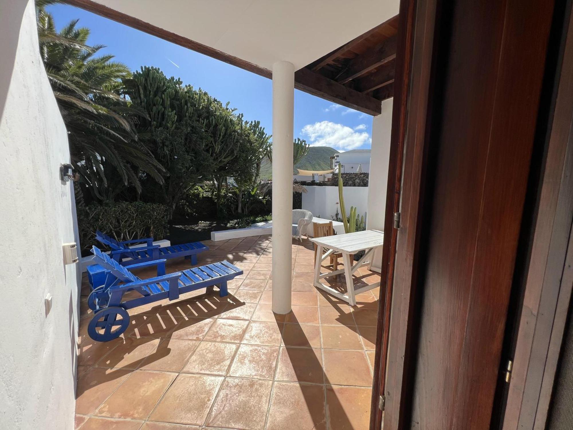 Сasa de vacaciones Stylish House In A Real With Private Garden *