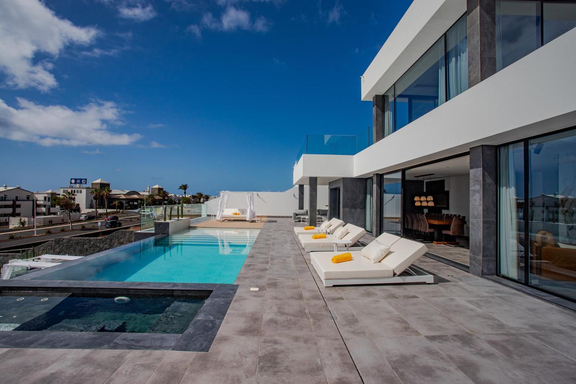 Infinity Villa Playa Blanca (Lanzarote)