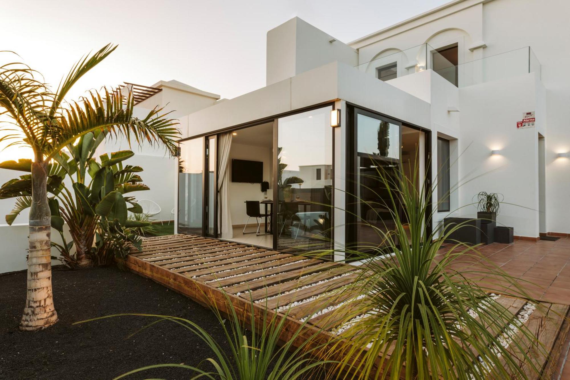 Faro Villa *