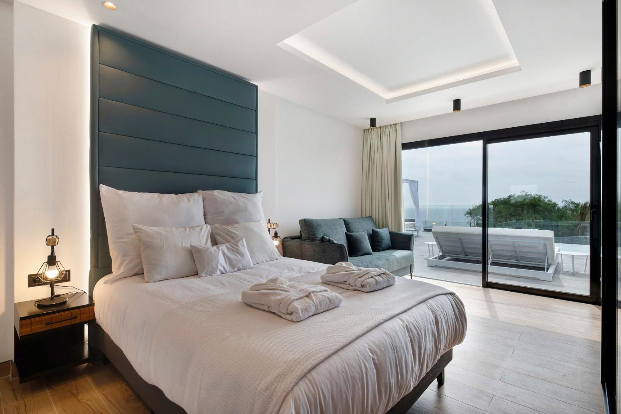 Villa Infinity *