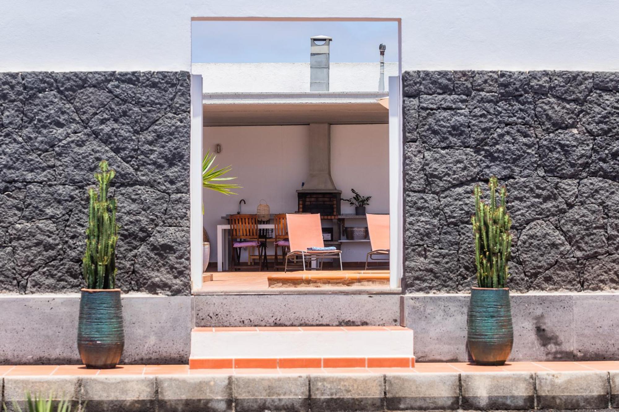 Dulce Celestino Lanzarote Villa