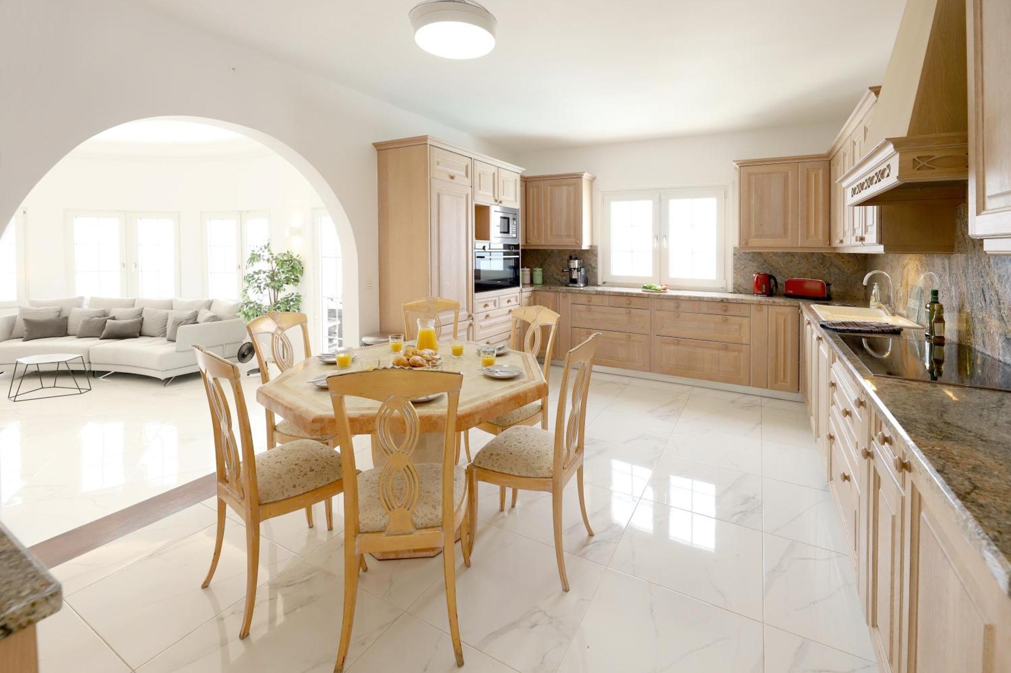 Luxury Puerto Del Carmen 4 Bedrooms La Perla Modern Furnishings Stunning Sea Views